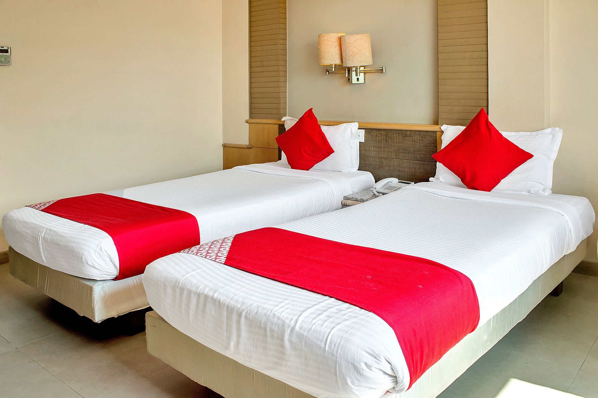 Oyo 11089 Hotel Deccan 8 Пюн Екстериор снимка